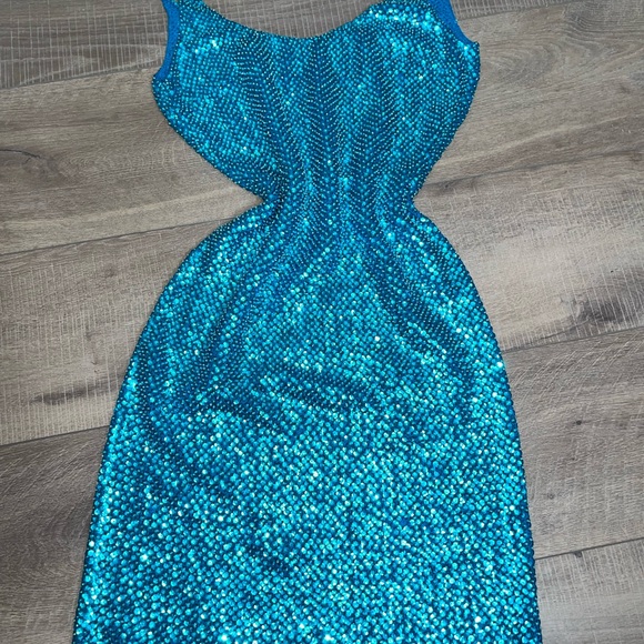 GENE SHELLY'S Elegant Teal Sequin Dress - Picture 7 of 13